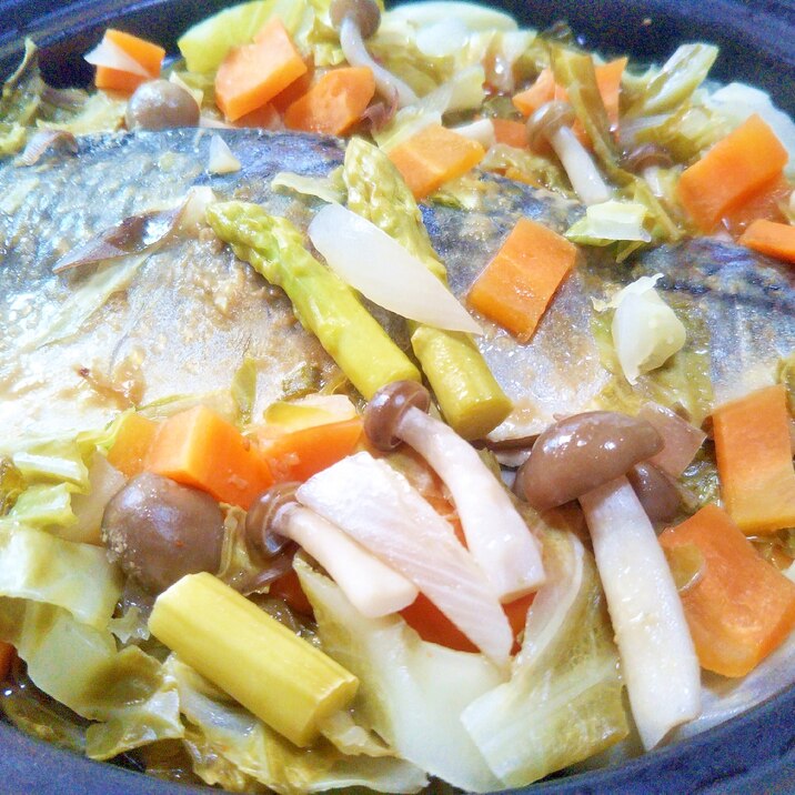 鯖味噌煮&彩り野菜のタジン蒸し